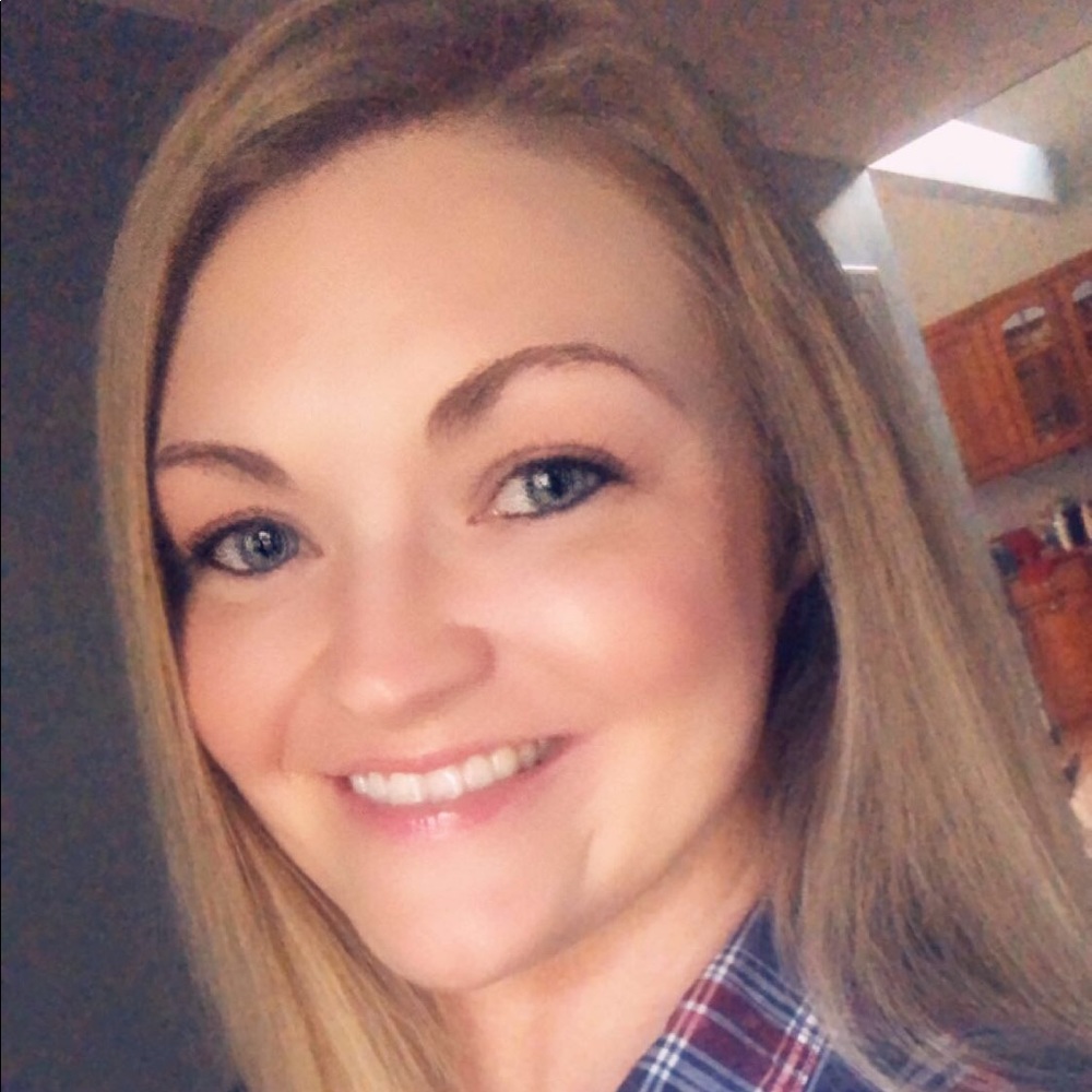 Meet your Posher, Amy